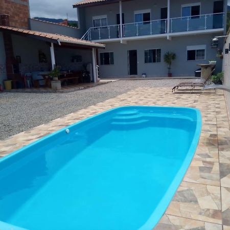 Casa Nova Com Piscina Proxima A Praia E Menos De 3Km Do Centro De Убатуба Экстерьер фото
